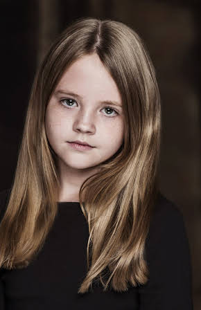 Kate Moyer as Young Peg