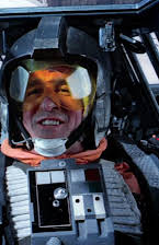 Christopher Malcolm como 