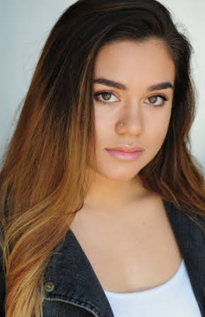 Sienna Noelle Peeples as Taylor