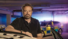 Traffic Cops (S8 E6)