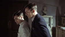 A Young Doctor's Notebook (S01/E01)