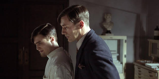 00:50: A Young Doctor's Notebook (S01/E04) | One | 11/1 2025