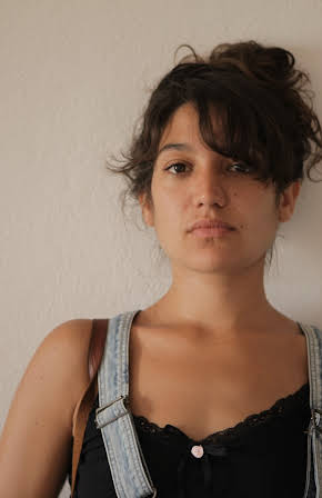 Paloma Aguilera Valdebenito as 
