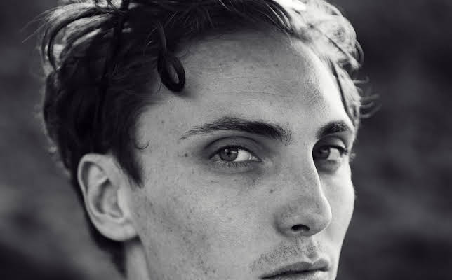Eamon Farren