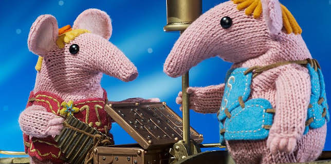 6:00 PM: Clangers (S2) | Cbeebies | 1/18 2026