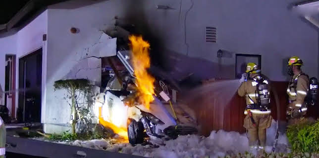 04:10: First on the Scene (S1 E16) (S1) | TV6 | 11/24 2025