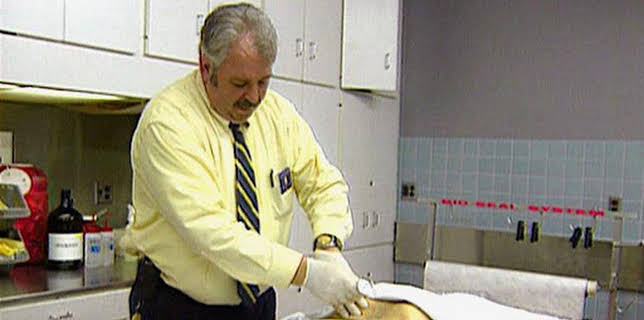 04:40: Medical Detectives - Geheimnisse der Gerichtsmedizin | VOX | 2/6 2026