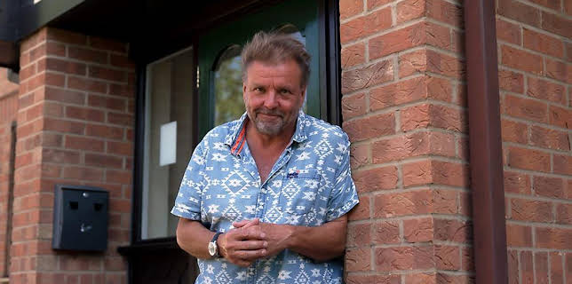 11:30 AM: Homes Under the Hammer (S26) | BBC One | 12/4 2025