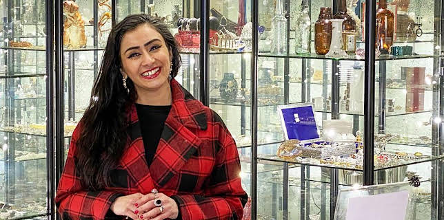 12:00 PM: Bargain Hunt (S68) | BBC One Oxfordshire | 12/29 2025