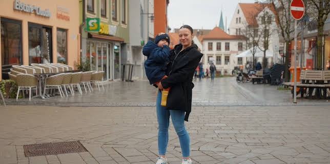 11:55: Gute Eltern? | ZDFinfo | 11/7 2025