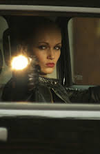 Cosmina Pasarin as Nina