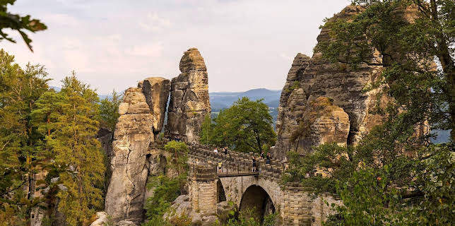 03:20: Sächsische Schweiz - Wald, Stein, Fluss – nonstop | MDR Fernsehen | 11/19 2025