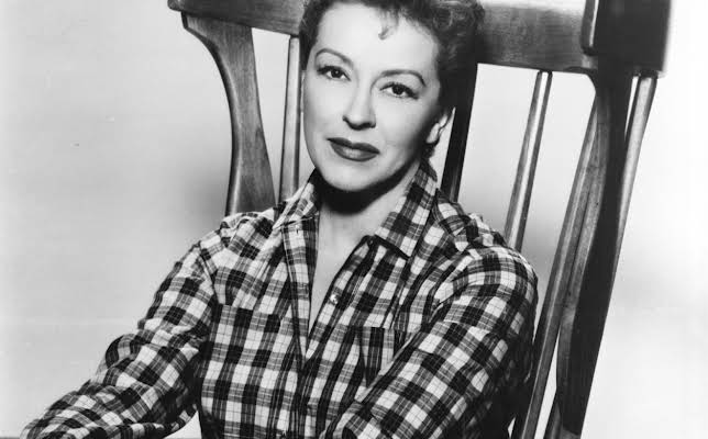 Nancy Kelly