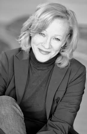 Nancy Youngblut as Mom