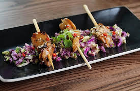 Big Restaurant Bet, Season 1: I Smell Money!