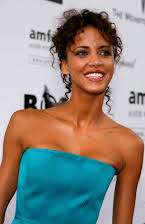 Noémie Lenoir como 