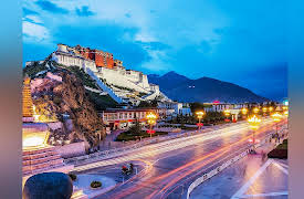 World Heritage Sites: Exploring the World’s Greatest Places: Tibet’s Potala Palace and Jokhang Temple