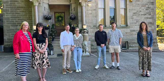 5:30 PM: Four in a Bed | Channel 4 | 3/13 2026