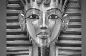 30 Masterpieces of the Ancient World: Tutankhamun's Mask