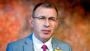 1:00 PM: Nightmare Tenants, Slum Landlords (S6 E8) (S6) | 5 Star | 12/21 2025