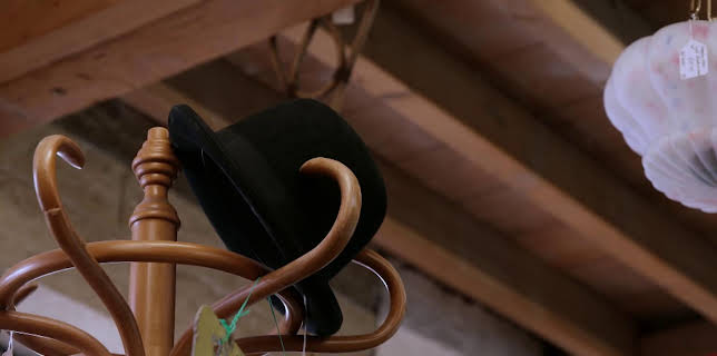 15:30: Antiques Road Trip (S25 E8) (S25) | TV8 | 12/12 2025