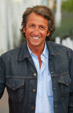 Richard Anconina as 