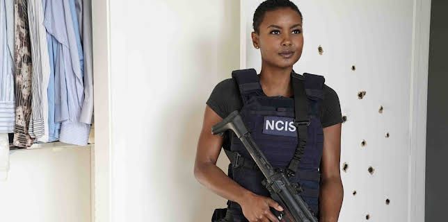 01:35: Navy CIS: L.A. | Sixx | 1/27 2026