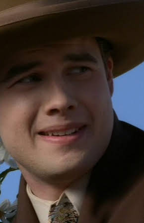 Patrick Levis as Seth Yoder