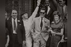 Natural Born Outlaws: Machine Gun Kelly