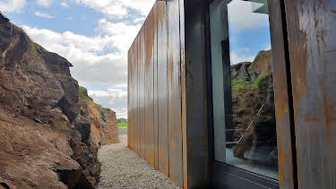 7:55 PM: Grand Designs | More 4 | 8/3 2026