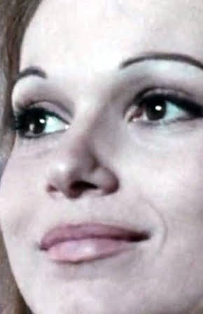 Maria Latour as Mathilde