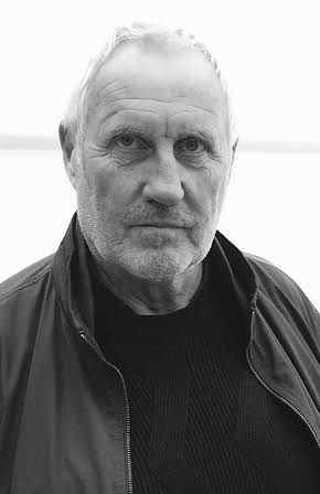Ralph Carlsson as 
