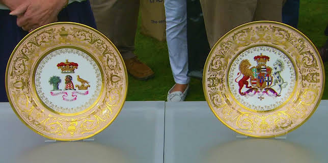 1:00 PM: Antiques Roadshow (S35 E23) (S35) | Yesterday | 12/25 2025