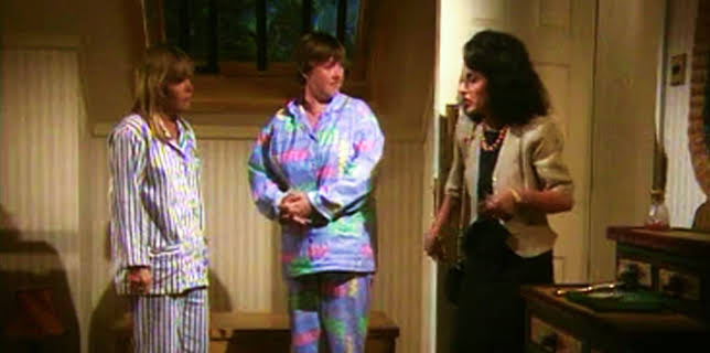 2:15 AM: Birds of a Feather (S2 E4) (S2) | Drama | 2/25 2026