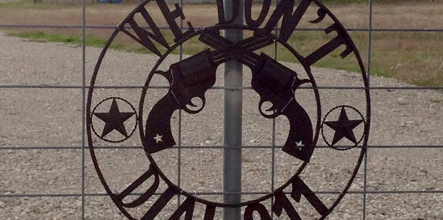 04:45: Nightmare Next Door (S4 E9) (S4) | Kanal 11 | 1/14 2026