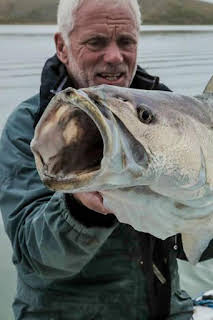 10:13: Aguas profundas con Jeremy Wade: La bestia legendaria de Sudáfrica | Discovery Max | 7/12 2026