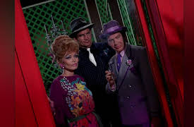 Batman: The Complete Third Season: Louie, The Lilac