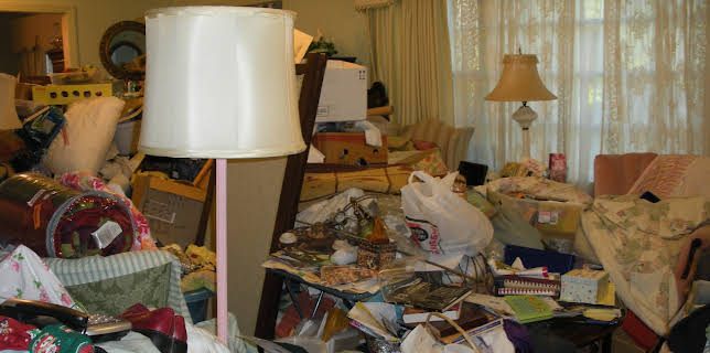 05:25: Hoarding: Buried Alive (S3 E18) (S3) | TLC | 10/15 2025