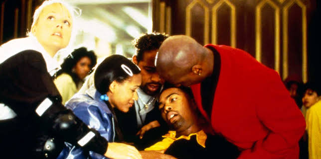 12:00: Pacific Blue (S3 E4) (S3) | TV6 | 3/16 2026