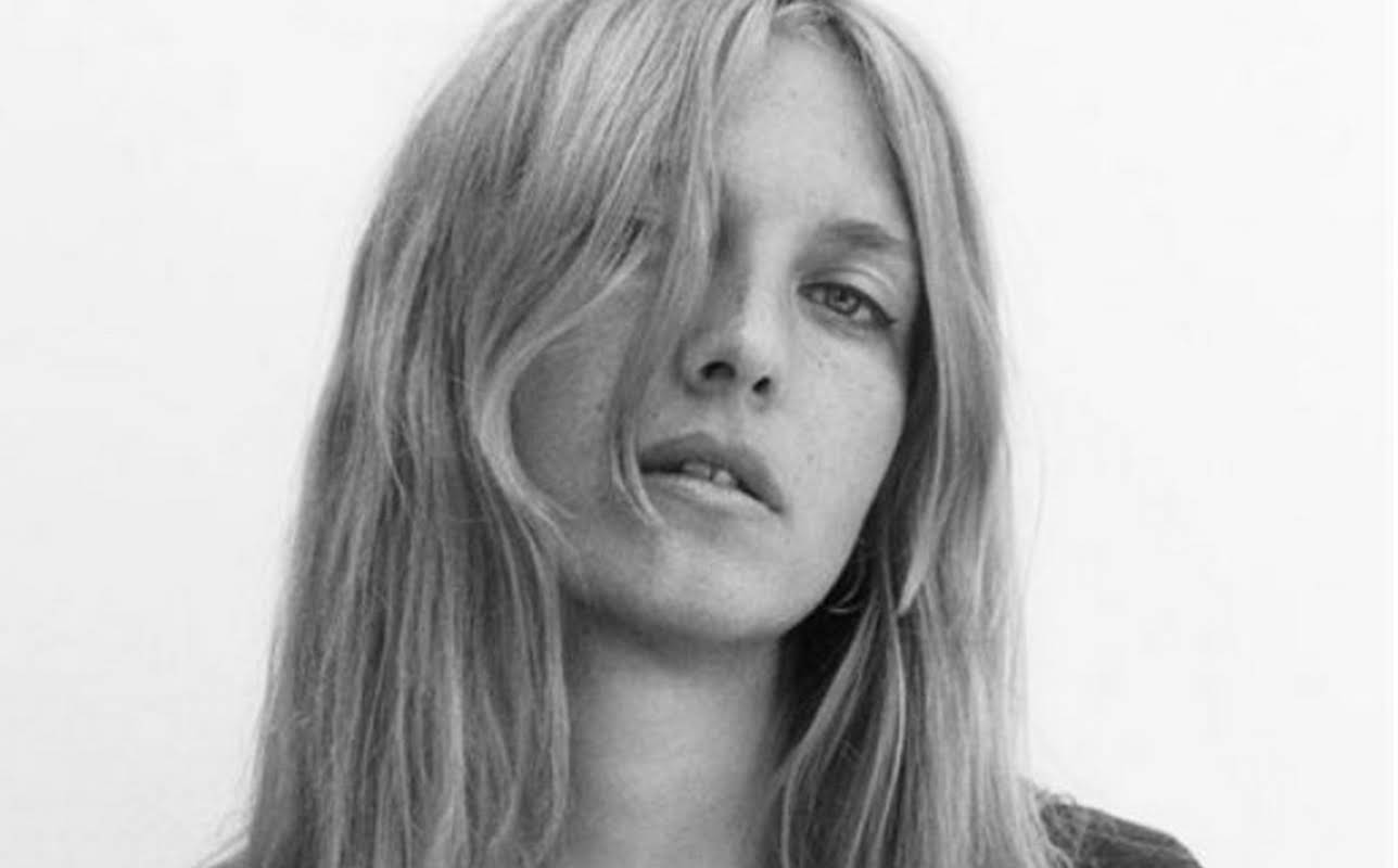 Josephine De La Baume