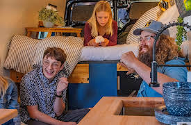 Van Go: Family of Five