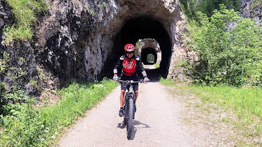 13:45: Unentdecktes Oberösterreich: Mit dem Fahrrad durchs Traunviertel | HR Fernsehen | 5/10 2026