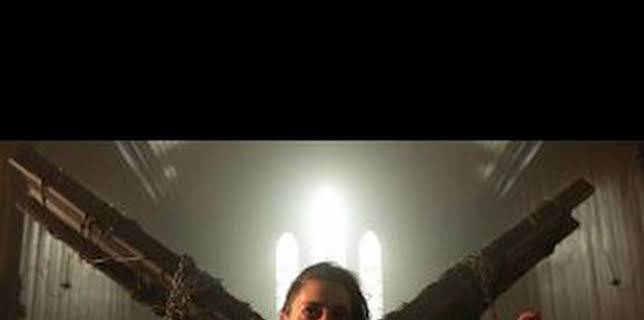 22:00: Revival (T1): Ep.10 Rasgar el velo | SYFY | 12/8 2025