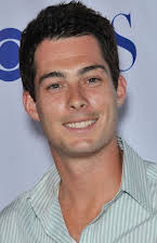 Brian Hallisay som 
