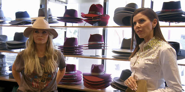 12:50: The Real Housewives of Orange County (S17 E4) (S17) | TV3 | 11/11 2025