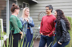 Unsellable Houses, Season 1: Moving Sale Makeover