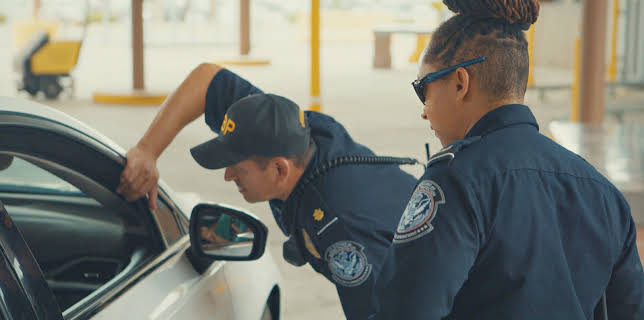 9:00 AM: Border Force America's Gatekeepers (S4 E4) (S4) | Dave | 11/18 2025