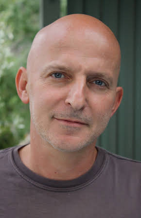 Dominique Deruddere as Director