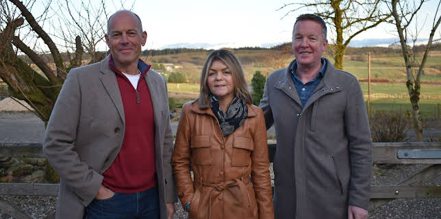 2:20 PM: Kirstie and Phil's Love It or... | Channel 4 | 3/21 2026