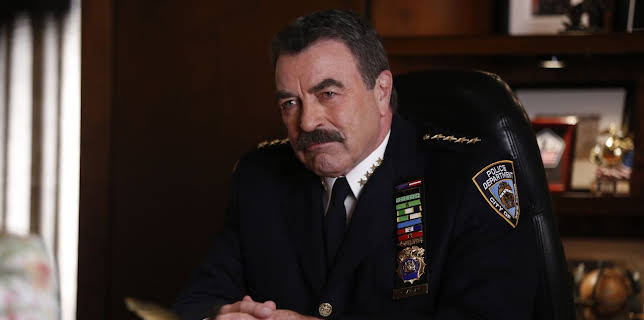 12:00 PM: Blue Bloods (S7 E1) (S7) | 5 USA | 12/1 2025